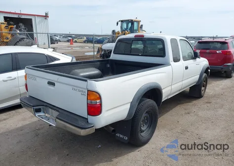 2001 Toyota Tacoma z USA, uszkodzony, nr VIN 5TEWM72N31Z830232